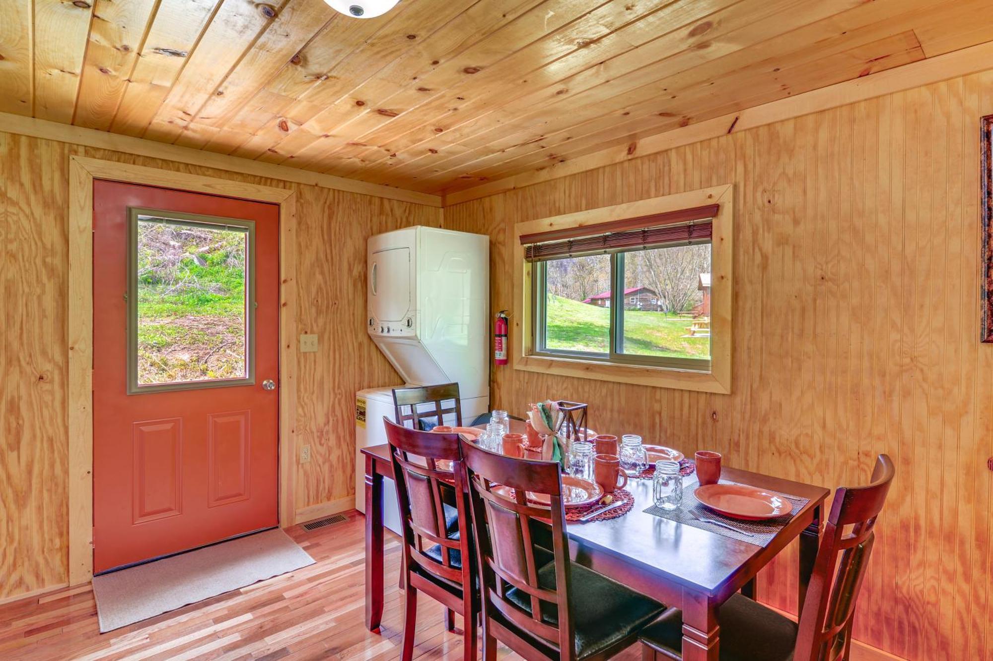 Serene Beattyville Cabin 24 Mi To Red River Gorge Eksteriør billede